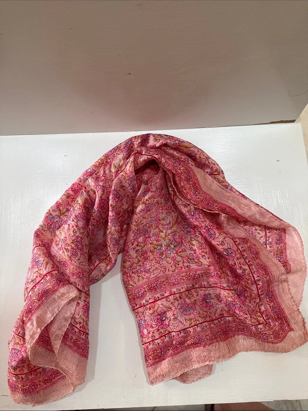 Vintage Delicate Pink Floral Silk Scarf 🧣 Hand Rolled edges 30”x34”